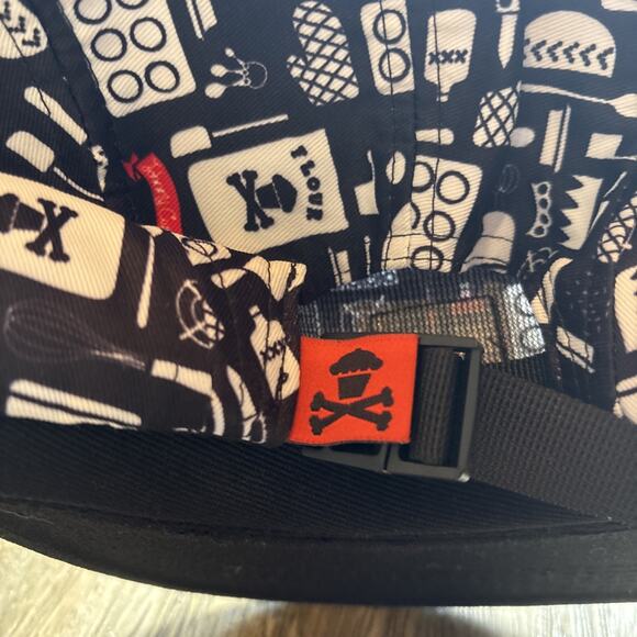 Johnny Cupcakes Baseball Five Panel Camo Hat NEW - Picture 3 of 4